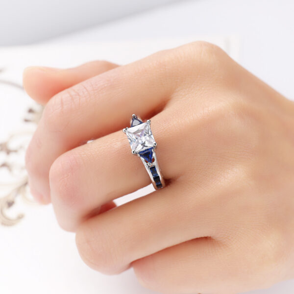 Women's Zircon Jewelry Ring - Image 4